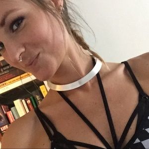 Meet your Posher, Fay